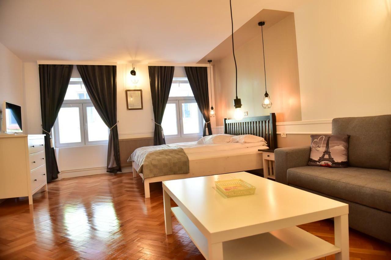 Maison Blanche Сибиу Экстерьер фото